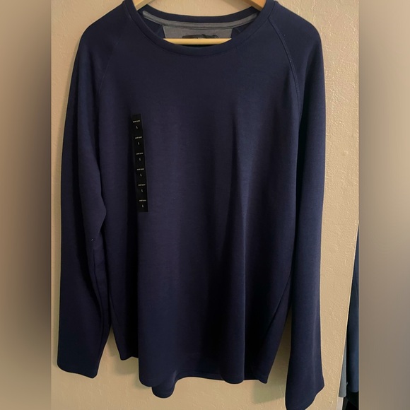 Banana Republic Sweater - Picture 2 of 7